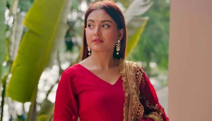 আহত তটিনী, শুটিং স্থগিত