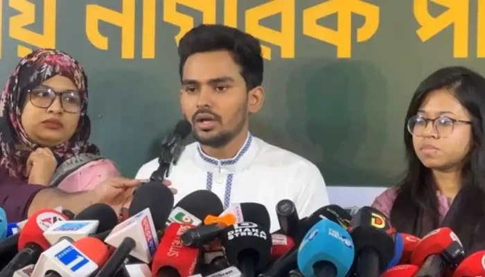আসিফ মাহমুদ এবং তার পরিবারের ব্যাংক অ্যাকাউন্টে আছে ১৫ লাখ টাকা