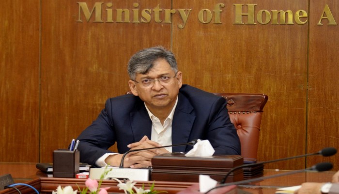 হাদির খুনিদের দেশে ফেরানোর আইনি প্রক্রিয়া চলছে: স্বরাষ্ট্রমন্ত্রী