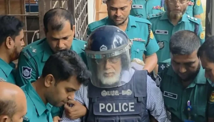 জামিন পেলেন সাবেক প্রধান বিচারপতি খায়রুল হক