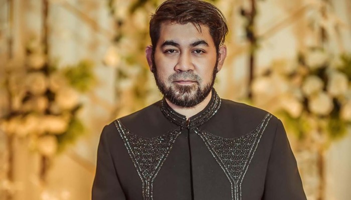 কণ্ঠশিল্পী তানজীব সারোয়ারের ‘আত্মহত্যার চেষ্টা’র গুঞ্জন, যা বললেন তার স্ত্রী