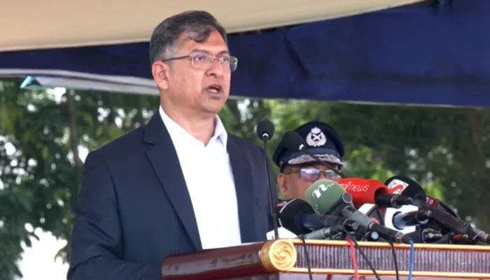পুলিশের জন্য সম্মানজনক ও ঐতিহ্যবাহী পোশাক নির্ধারণ করা হবে:  স্বরাষ্ট্রমন্ত্রী
