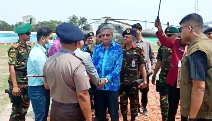 ৪ দিনের সরকারি সফরে পাবনায় পৌঁছালেন রাষ্ট্রপতি