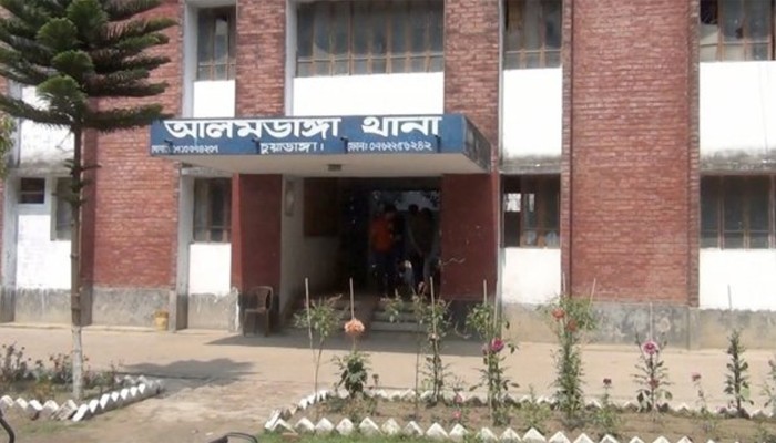চুয়াডাঙ্গায় ৯ হাজার লিটার জ্বালানি তেলসহ ৪ জন আটক