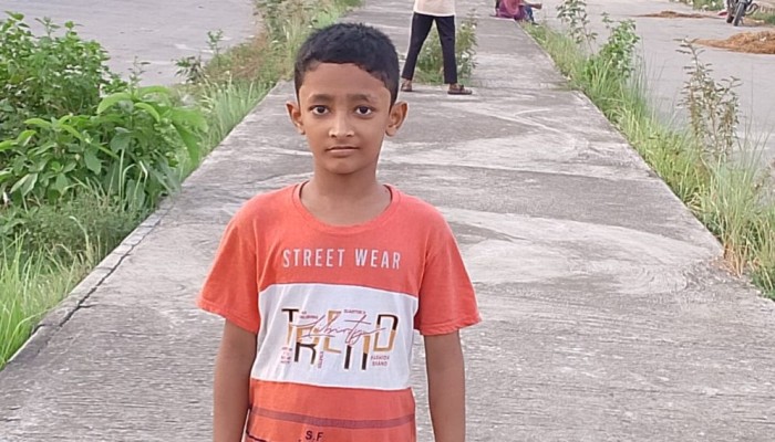 নামাজ পড়তে গিয়ে নিখোঁজ শিশু রিয়াদ