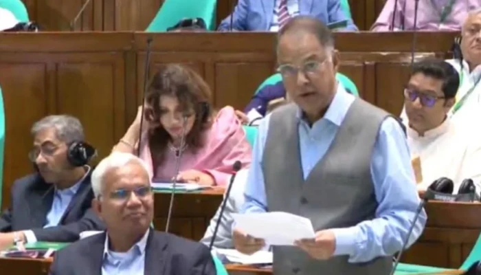 জ্বালানি তেলের পর্যাপ্ত মজুত আছে: সংসদে জ্বালানি মন্ত্রী