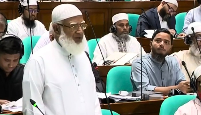 জাতীয় সংসদে বিরোধীদলীয় নেতার দাবি: ‘বীর মুক্তিযোদ্ধা’র সংজ্ঞা থেকে জামায়াতের নাম বাদ দেওয়ার আহ্বান