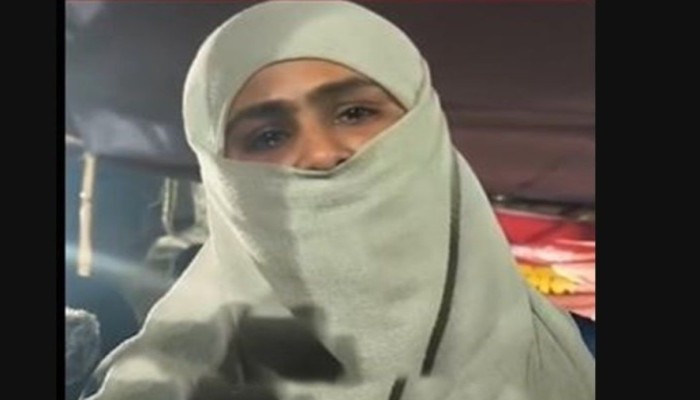 প্রধানমন্ত্রী তারেক রহমানের প্রতি জুলাই শহীদের বোনের আবেগঘন আবেদন: ‘সংসদে গণভোটের রায় পাস করুন’