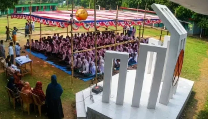 দাওয়াত না পেয়ে বিদ্যালয়ে তালা দেওয়ায় বিএনপির ৬ নেতা আজীবন বহিষ্কার