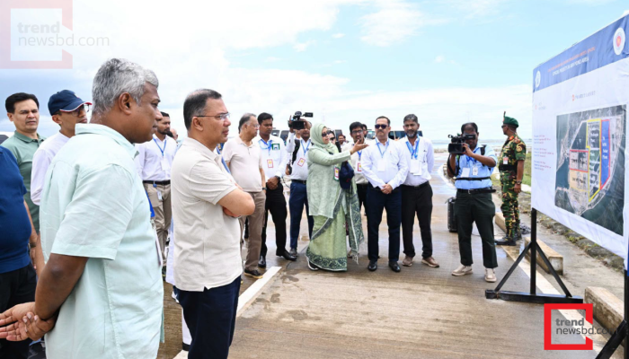 মাতারবাড়ি ১,২০০ মেগাওয়াট বিদ্যুৎকেন্দ্র ও সমন্বিত মেগা প্রকল্প পরিদর্শনে প্রধানমন্ত্রী তারেক রহমান