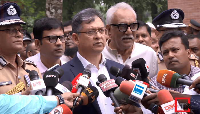 বিমান বাহিনীর সাবেক কর্মকর্তা তাহসিফের মৃত্যু: ময়নাতদন্ত ছাড়া মন্তব্য করা যাবে না—স্বরাষ্ট্রমন্ত্রী সালাহউদ্দিন আহমদ